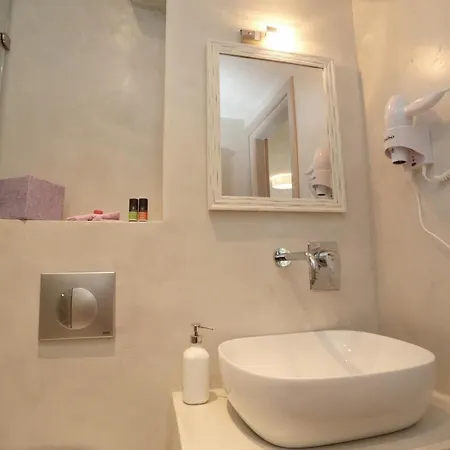 Dionisos Apartment