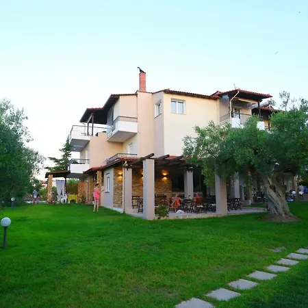 Dionisos Apartment *