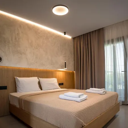 Dionisos Apartment *