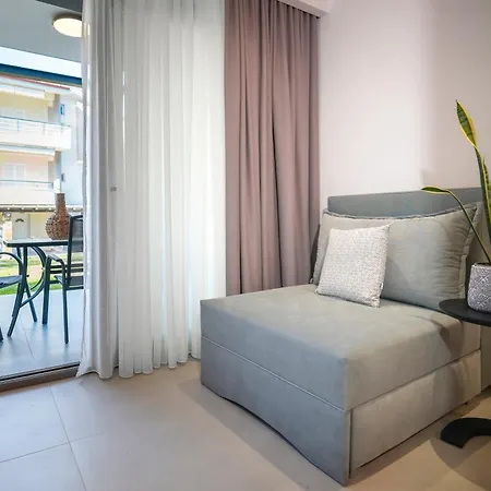 Dionisos Apartment *